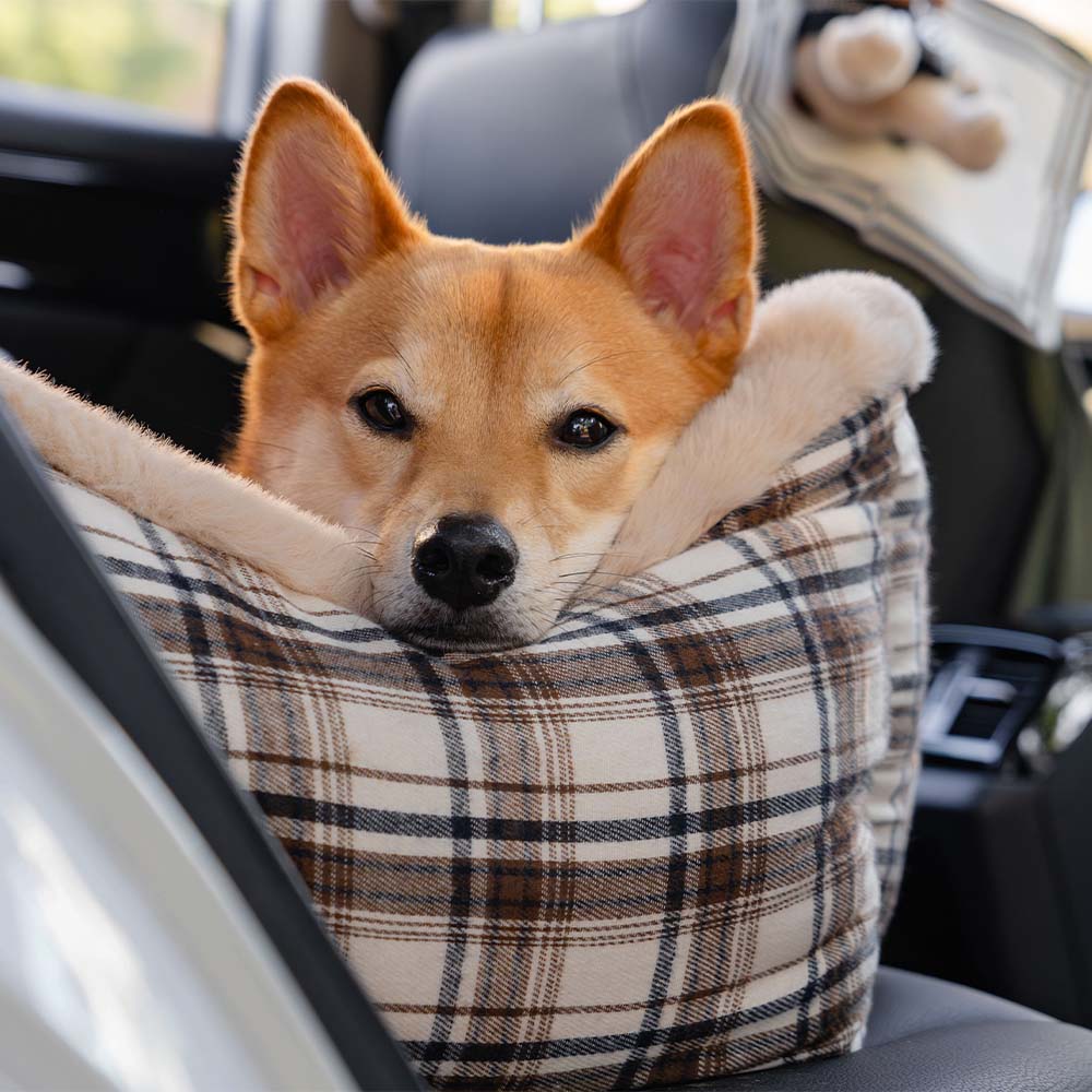 Gran clásico y esponjoso refuerzo para perros asiento para perros segura
