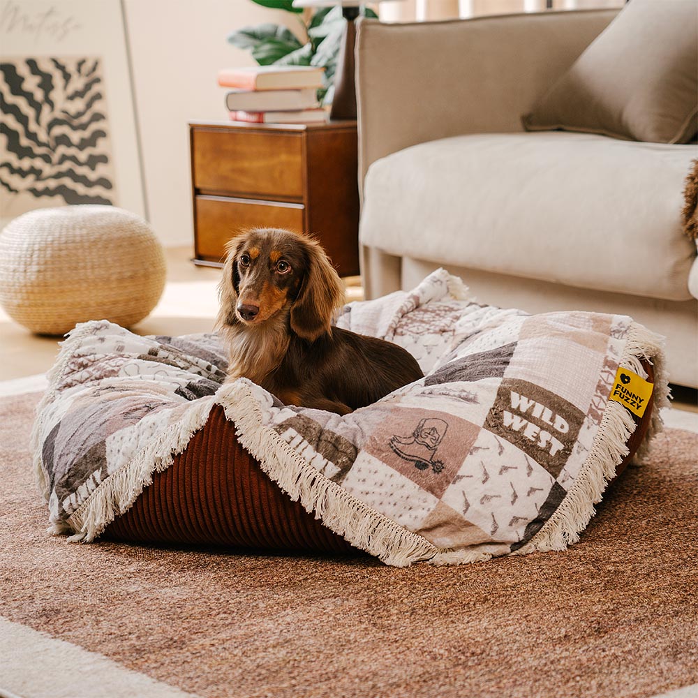 Cama de perros redonda de perros relajante de Boho Tassel lavable - Noche de cazadores