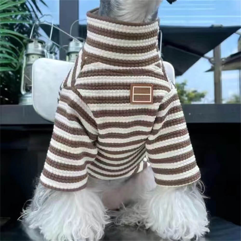 Chaqueta para perros de béisbol a cuadros: ropa exterior deportiva y elegante para perros