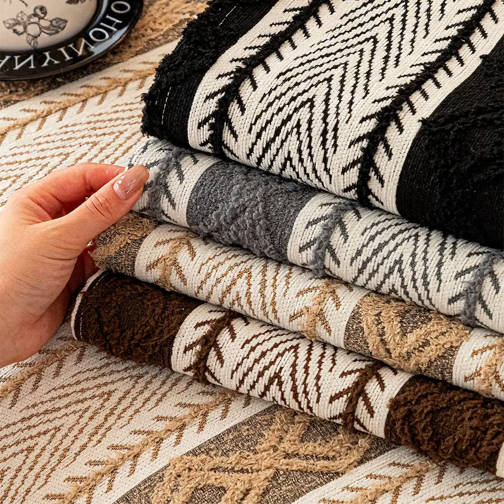 Color-Blocked Striped Chenille Non-Slip Couch Cover - Suitable For All Seasons