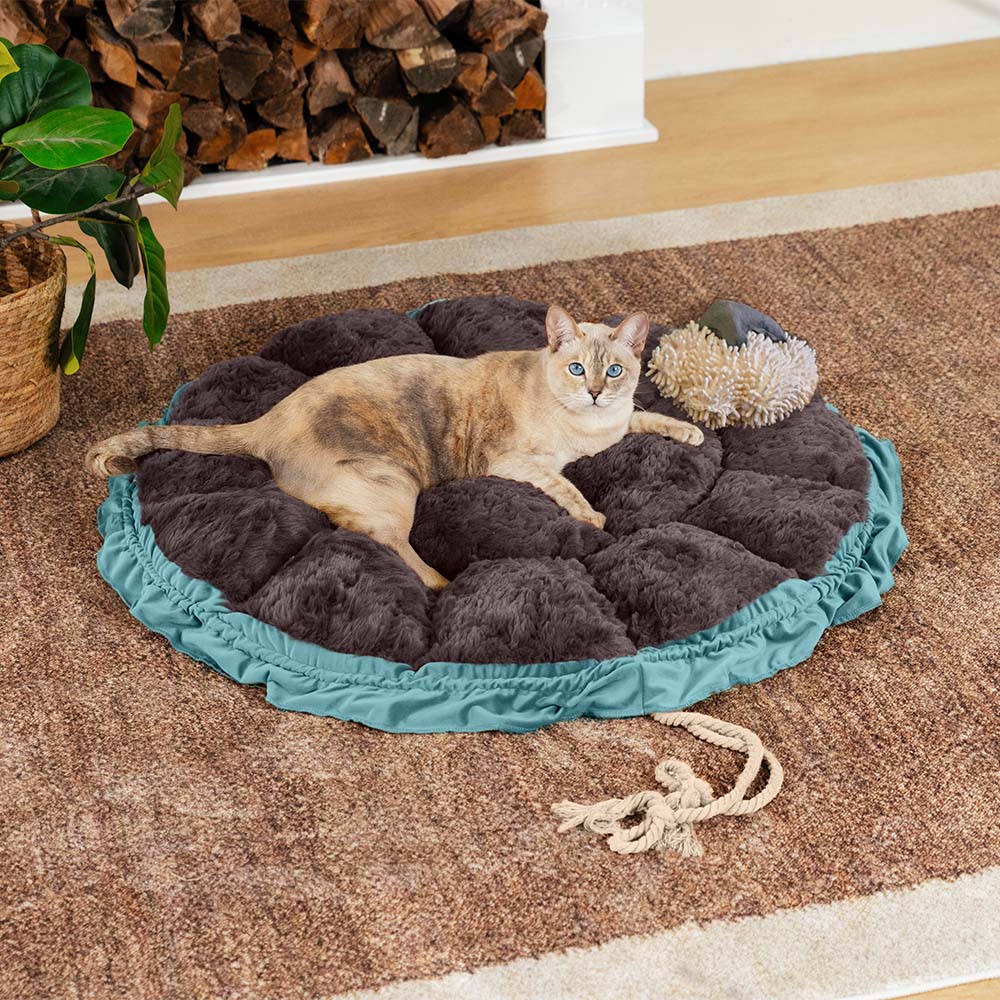 Nature-Inspired Adjustable Calming Cat Bed - Plush Nest