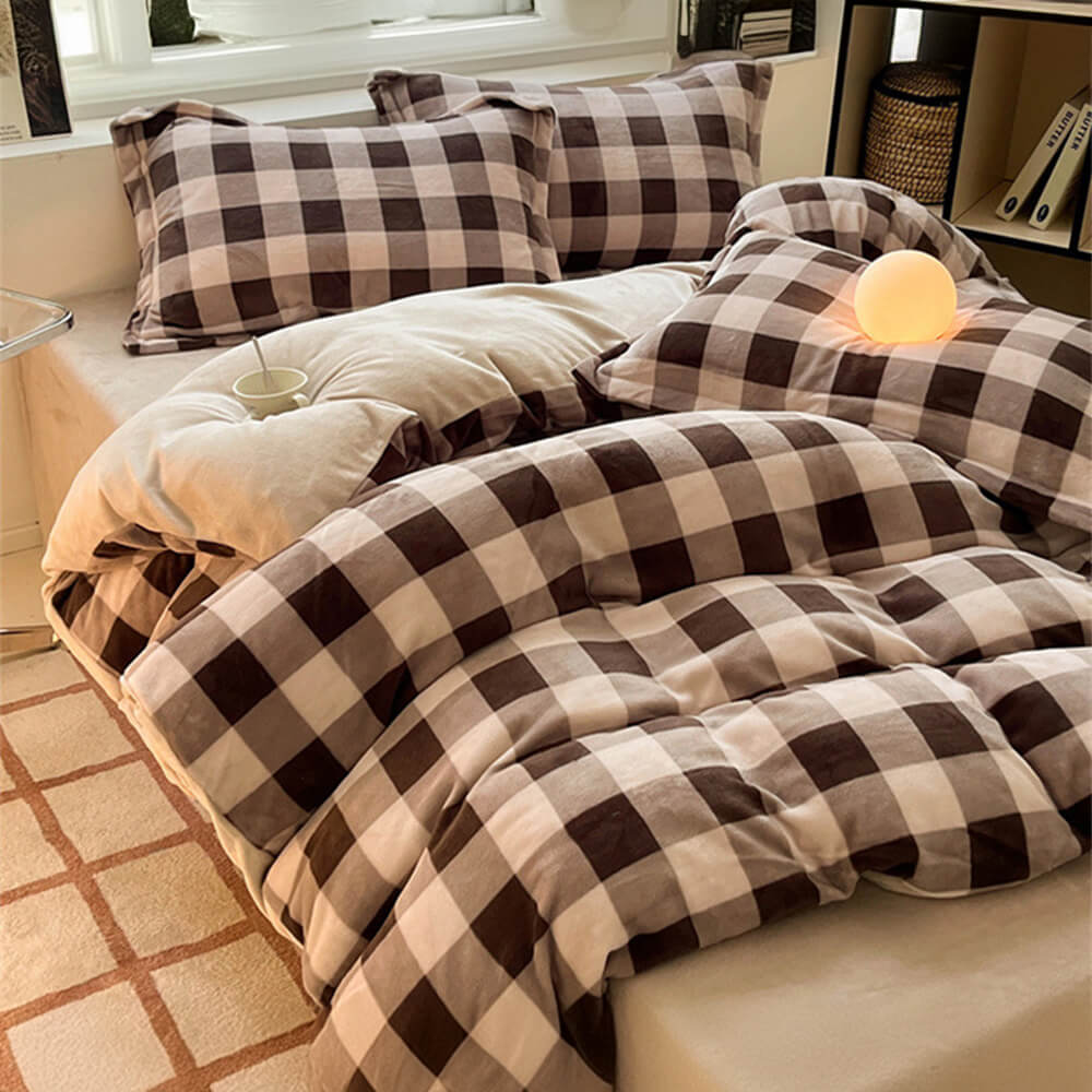 Anti-Static Cozy Plaid Milk Velvet Bed Sheet Set