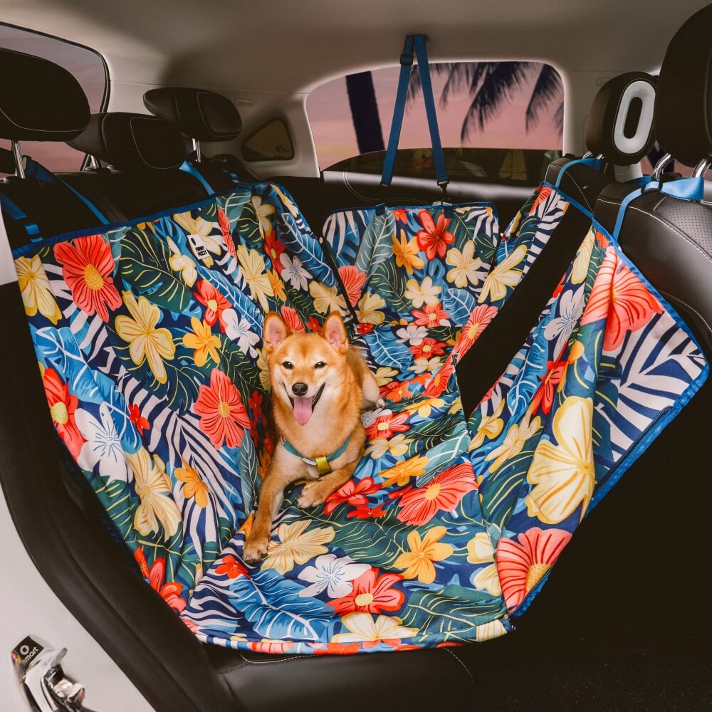 Funda impermeable para asiento trasero de coche para perro con estampado de palmeras Areca - Encanto tropical