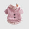 Cozy Sweater de perros de punto con cuello a cuadros: disponible en Pink & Blue