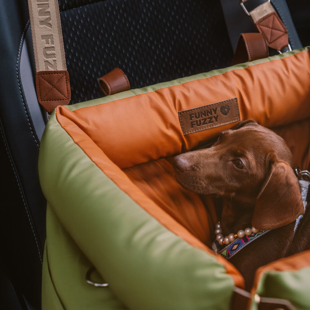 Cama elevadora para asiento de coche para perros de piel sintética de lujo - Urban Voyager