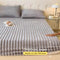 Stripe vertical Faux Faux Rabbit Fur Cattress Protector Inscribido Hoja