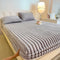 Stripe vertical Faux Faux Rabbit Fur Cattress Protector Inscribido Hoja