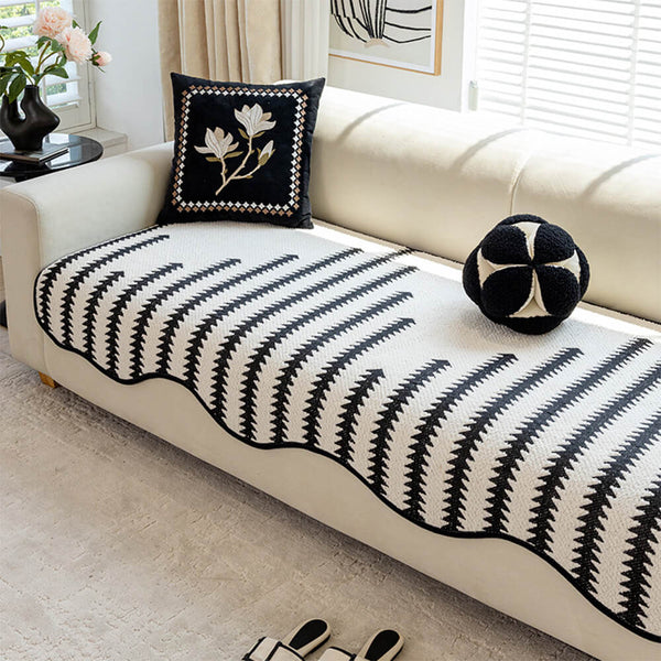 Cubierta moderna del sofá chenille de chenille chevron con bordes ondulados