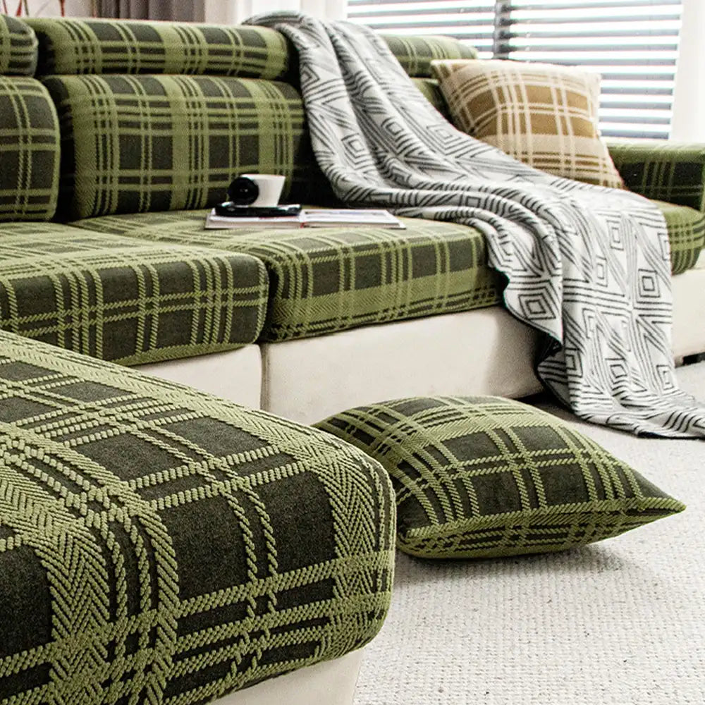 Checkered Stretch Universal Fully Fitted Anti-Cat Scratch Couch Cover - Suitable for All Seasons