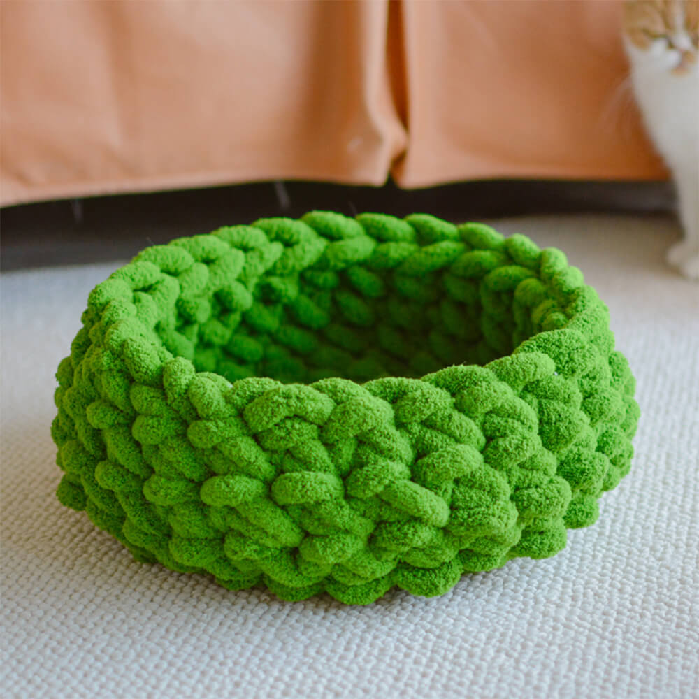 Chunky Handwoven Cozy Breathable Round Cat Nest Bed