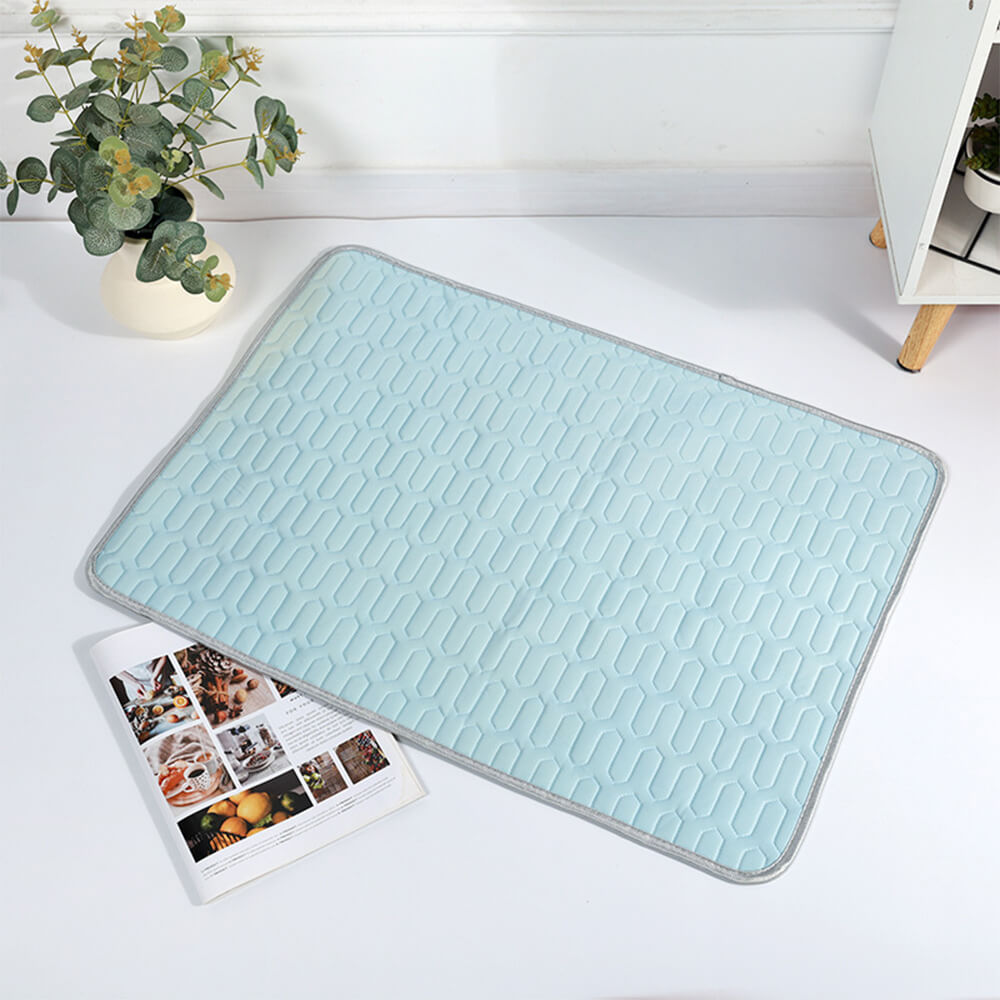 Cooling Washable Non-Slip Breathable Ice Silk Dog &amp; Cat Mat