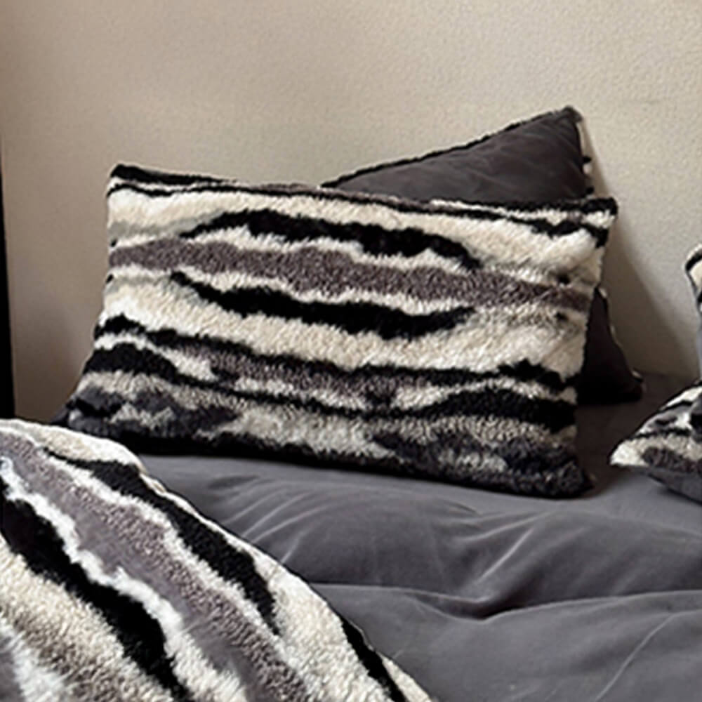 Dual-Sided Luxury Zebra Print Plush Bed Sheet Set