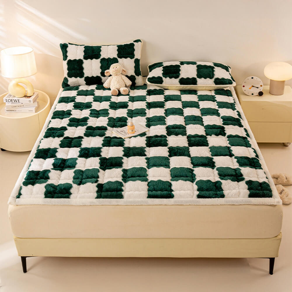 Warm Checkerboard Plush Mattress Topper and Pillowcase