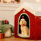 Casa de nieve navideña acogedora calidez gran casa de perros