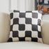Almohada de lanzamiento de terciopelo geométrico Labyrinth