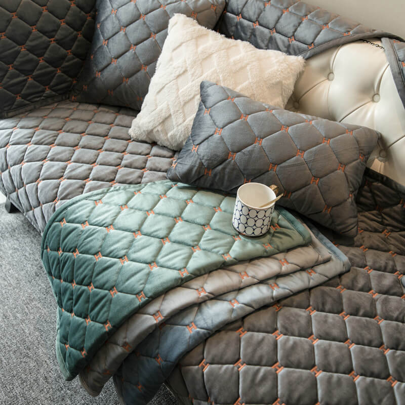 Funda de sofá antideslizante de terciopelo acolchado de lujo