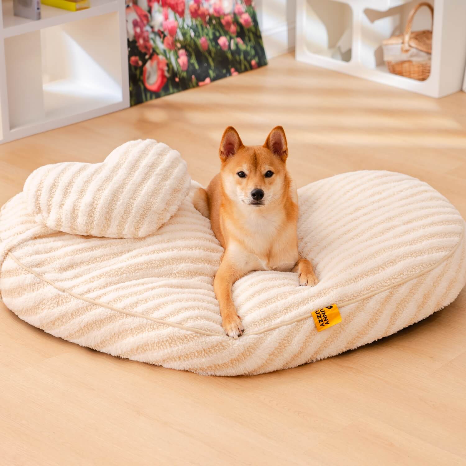 Cama calmante y esponjosa con forma de corazón de peluche para perros y gatos con almohada