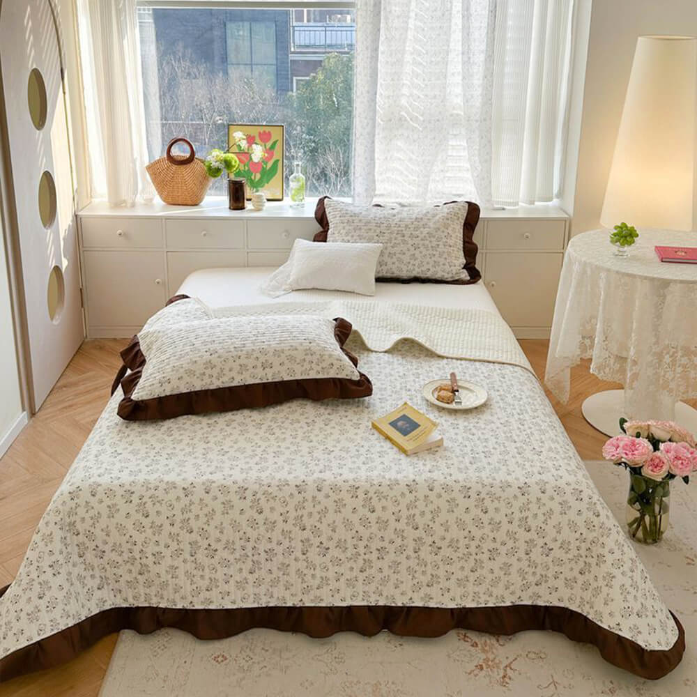 All-Season Fresh Floral Pattern Quilted Cotton Bedspread Set