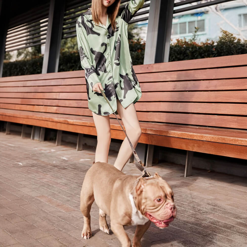 Conjunto de pijama de camisón de mujer resistente al pelo de mascota acogedor, agradable para la piel y estampado elegante