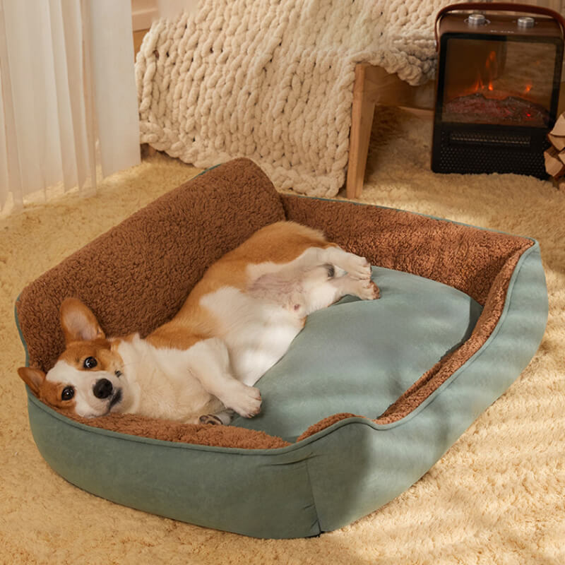 Acogedor sofá cama para perros con respaldo completo y felpa