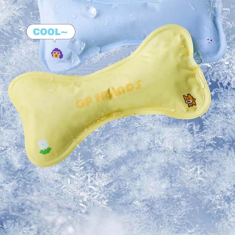 Almohada de enfriamiento de hielo para perros con forma de hueso de moda
