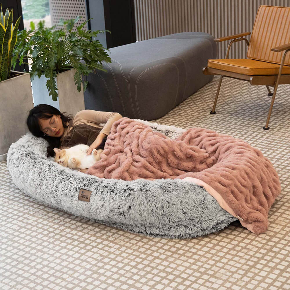 Luxury Super Large Sleep Deeper Oval Bed With Blanket